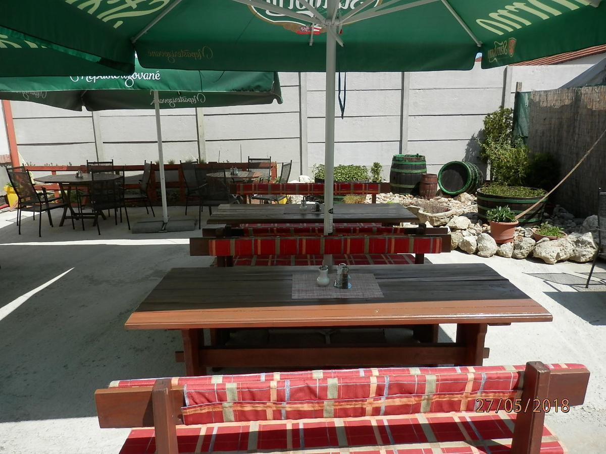 塞德莱茨 Panska Sypka酒店 外观 照片